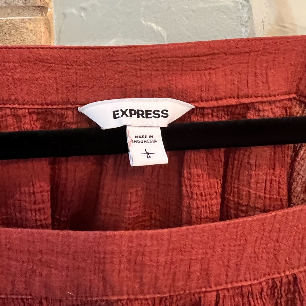 Express L Rust colored blouse - Picture 3 of 3